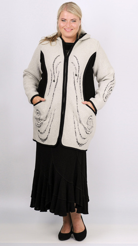 pletený kabátek na zip s kapucí z buklé s vyplétaným originálním vzorem