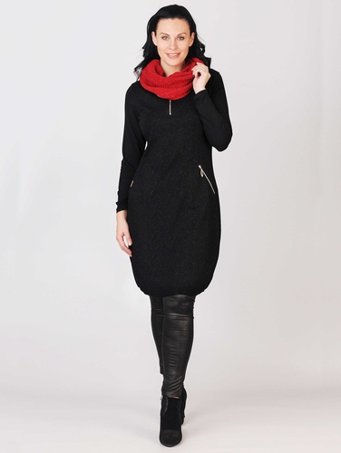DINORA – krátké, teplé šaty ke kolenům v kombinaci s černým úpletem v bočních dílech
