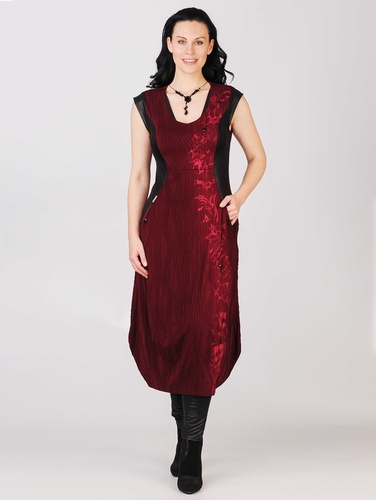 BETTINA BORDO – šaty z luxusního úpletu v kombinaci s eko kůží zdobené tiskem
