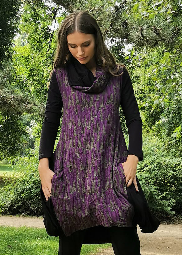  ZOLA - jarní, podzimní teplejší šaty z dutinového úpletu v kombinaci s viskózovým černým elastickým úpletem